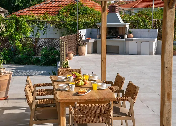 Sassi Di Fteri Vila *